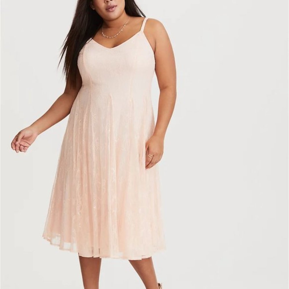 TORRID Romantic Peach Lace Trapeze Midi Dress 3X - Picture 2 of 10